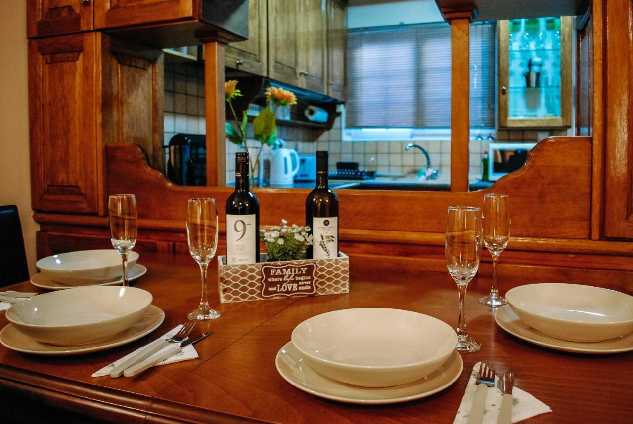 St.Denis Townhouse Apartment ไซคิย์นธอสทาวน์ ภายนอก รูปภาพ