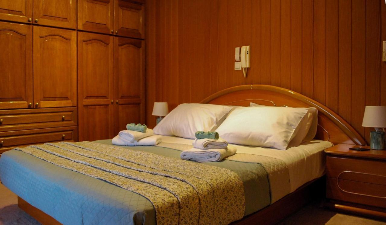 St.Denis Townhouse Apartment ไซคิย์นธอสทาวน์ ภายนอก รูปภาพ